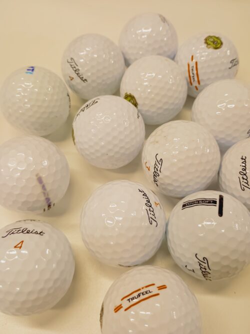 Titleist mixed used golf balls grade A